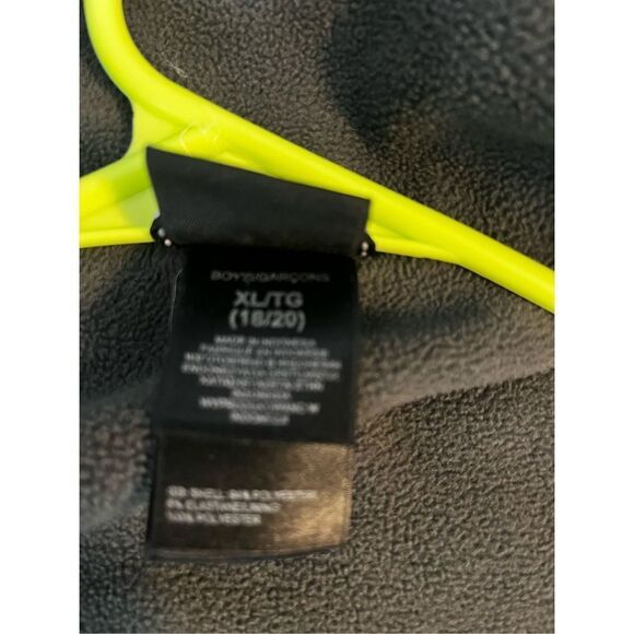 Boys North face Polartec jacket - Picture 12 of 13